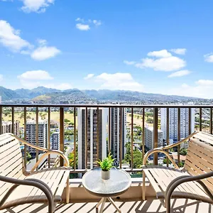 stunning-mountain-view-condo-near-beach-with-parking.hotelsinhawaii.org/